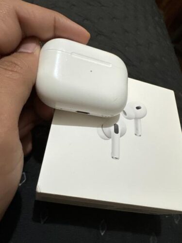 Apple AirPods Pro（第2世代）​​​​​​​- MagSafe充電ケース - 大幅割引 photo review