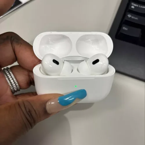 Apple AirPods Pro（第2世代）​​​​​​​- MagSafe充電ケース - 大幅割引 photo review