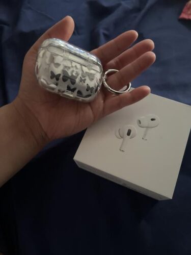 Apple AirPods Pro（第2世代）​​​​​​​- MagSafe充電ケース - 大幅割引 photo review