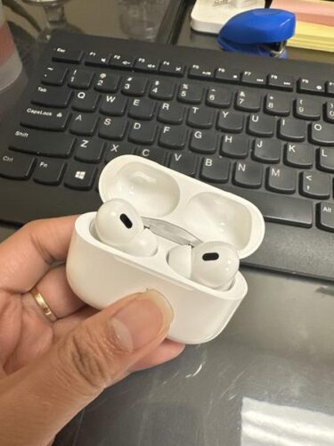 Apple AirPods Pro（第2世代）​​​​​​​- MagSafe充電ケース - 大幅割引 photo review