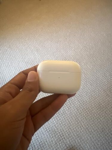 Apple AirPods Pro（第2世代）​​​​​​​- MagSafe充電ケース - 大幅割引 photo review